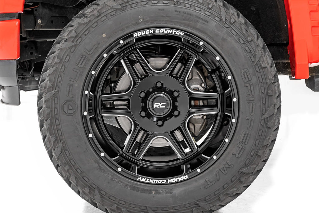 Rough Country 92 Series Wheel | Machined One-Piece | Gloss Black | 18x9 | 6x5.5 | +18mm