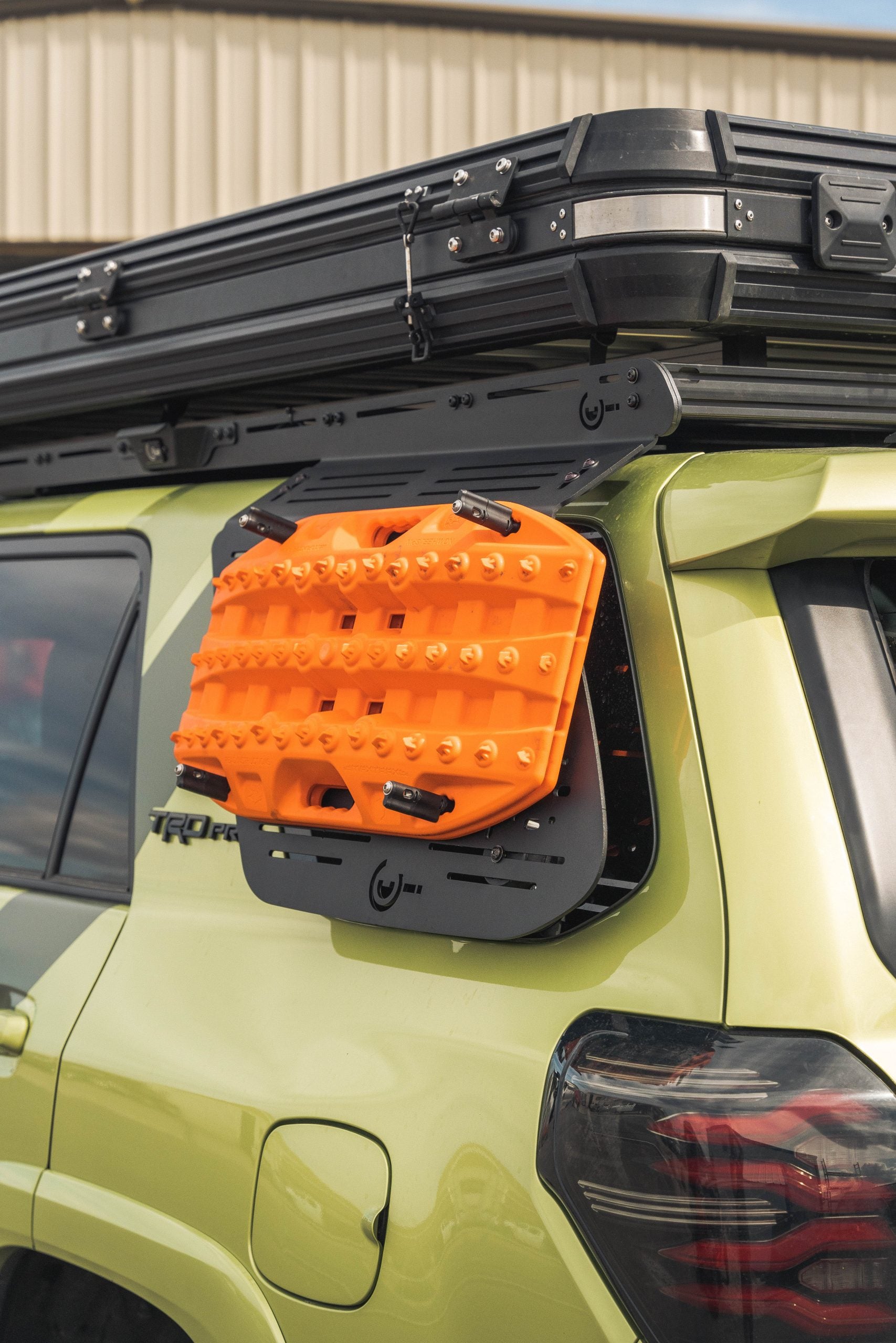 5th Gen 4Runner Prinsu Accessory Panel