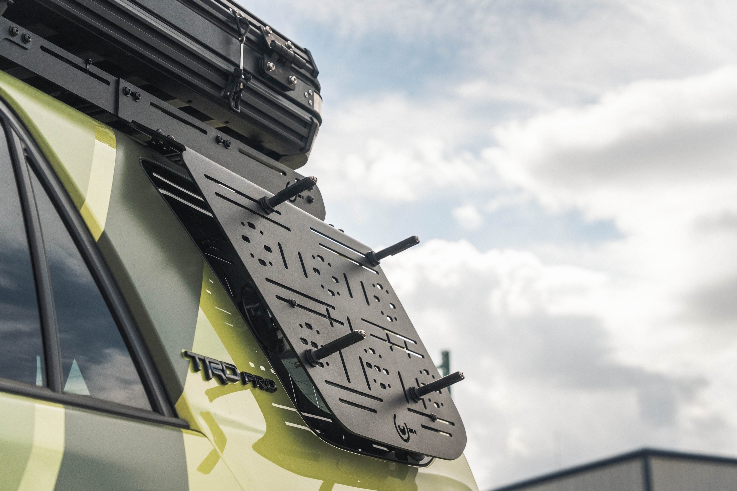 5th Gen 4Runner Prinsu Accessory Panel