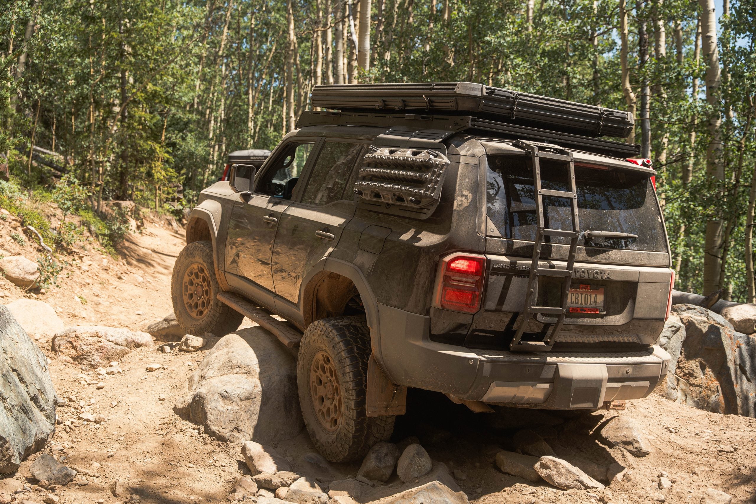 Land Cruiser Overland Kickout Rock Sliders | 2024-2025