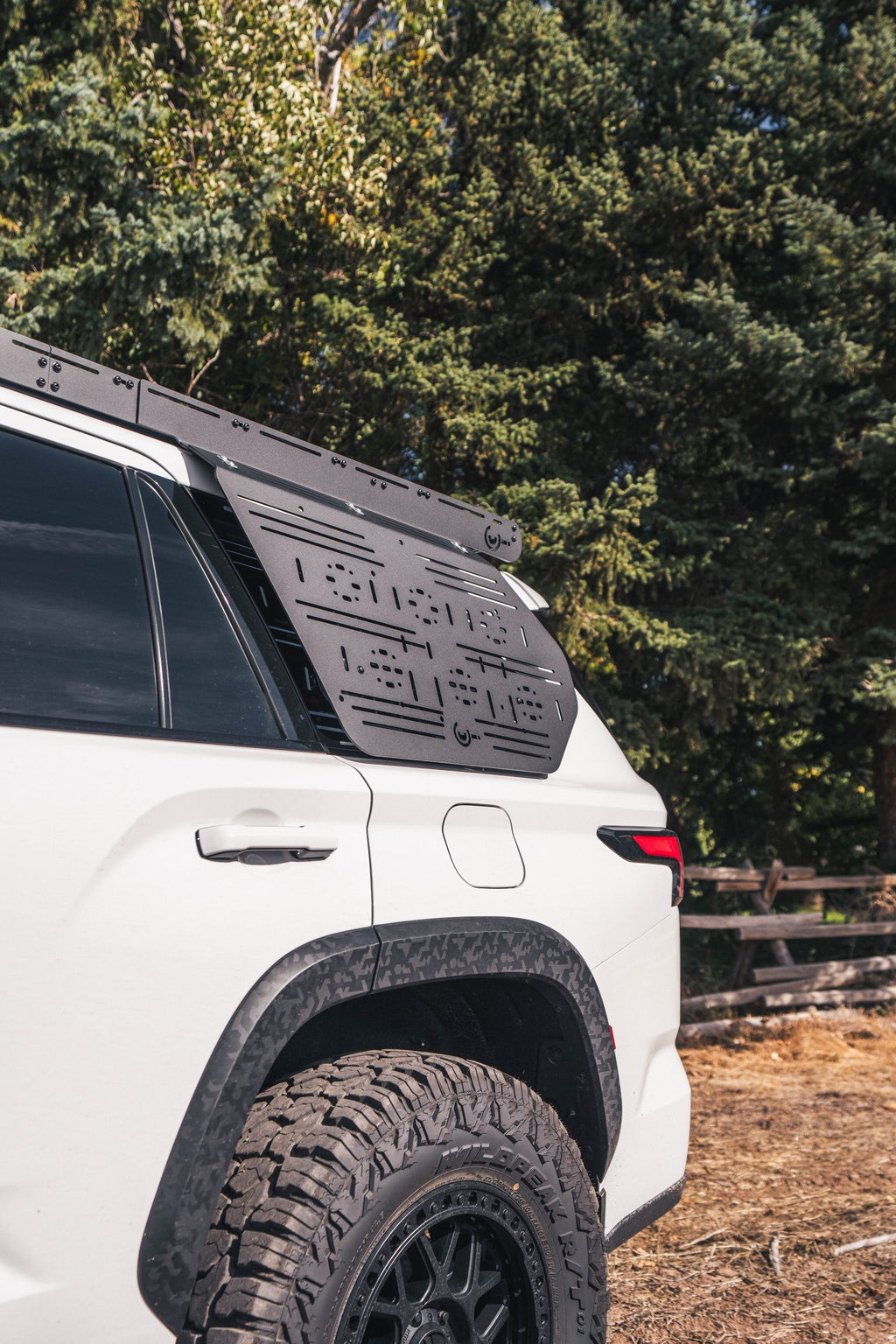 Sequoia Prinsu Rear Window Accessory Panel | 2022-2025