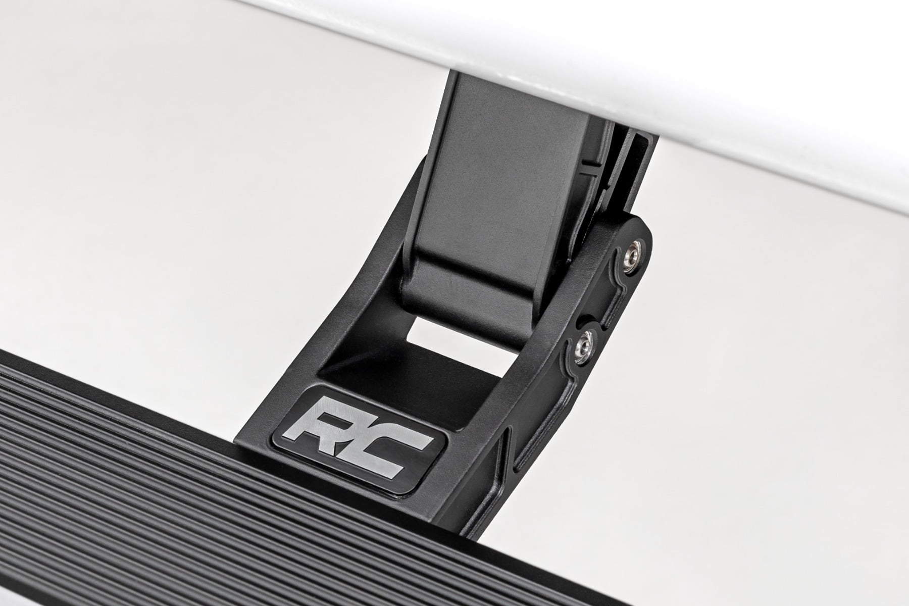 Power Running Boards | HT-Series | Super Cab | Ford F-150/Lightning (2015-2026)