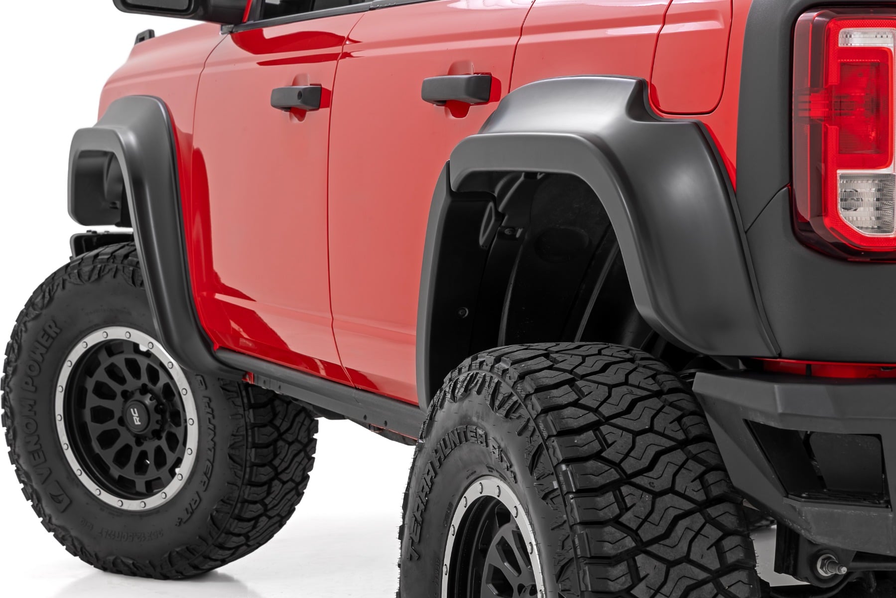 2022 Ford Bronco Overland Pro Package - M1R Resi Loaded Strut Li - Fender Flares
