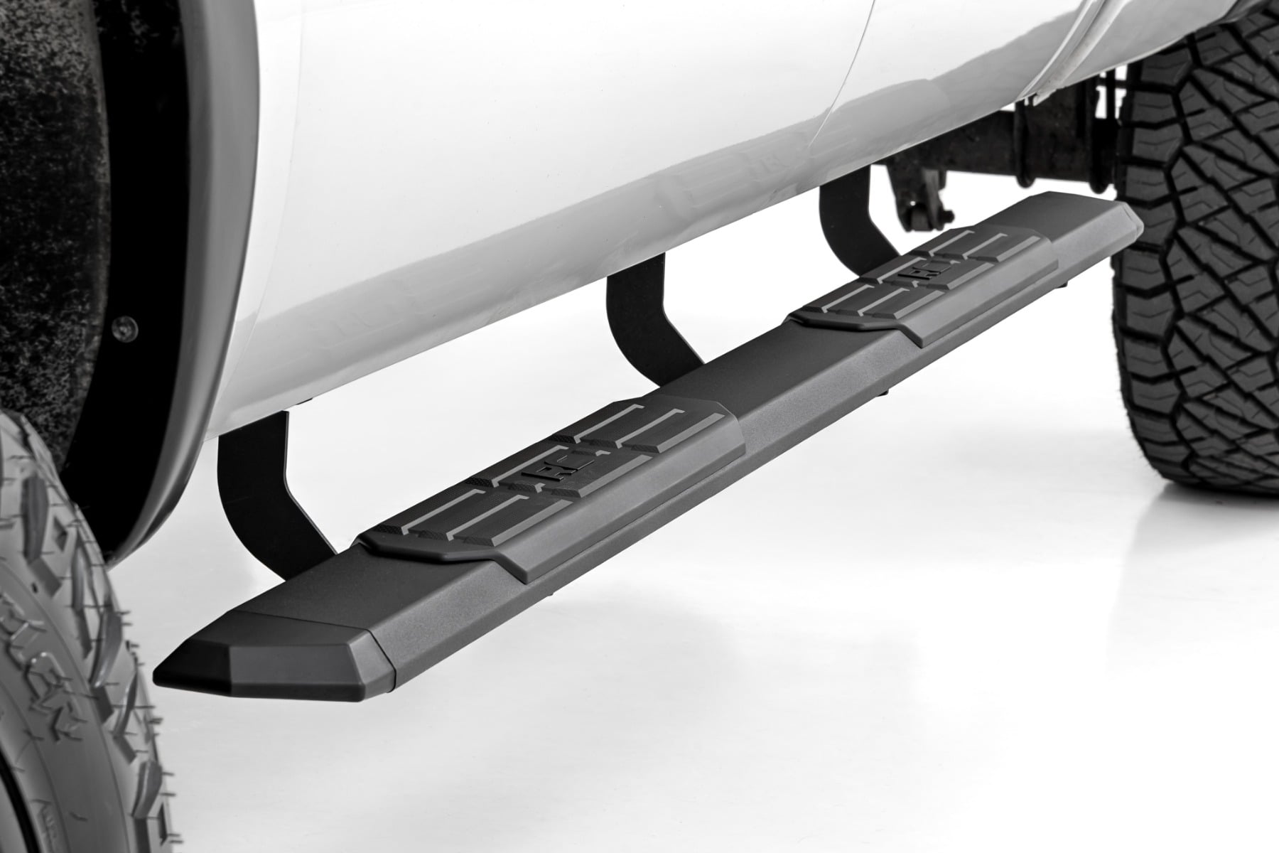 TR2 Running Boards | Ford F-250/F-350 Super Duty (99-16)