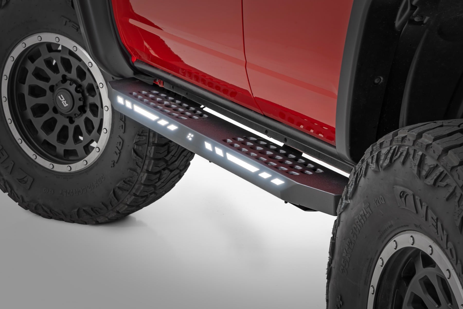 2022 Ford Bronco Ultimate Off-Road Build - M1R Resi Loaded Strut Li - AC2 Running Boards