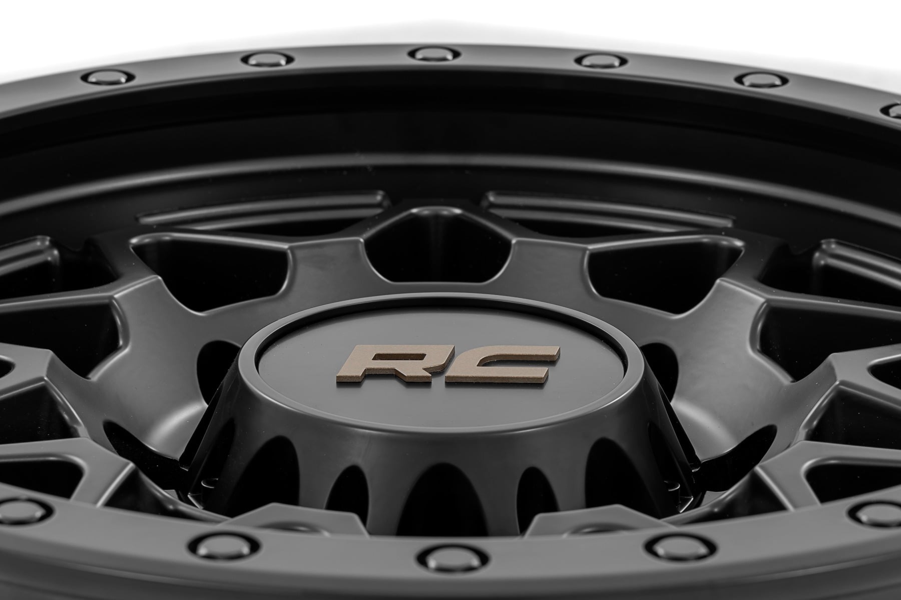 Rough Country 78 Series Wheel | Simulated Beadlock | Black | 18x9 | 8x170 | 0mm