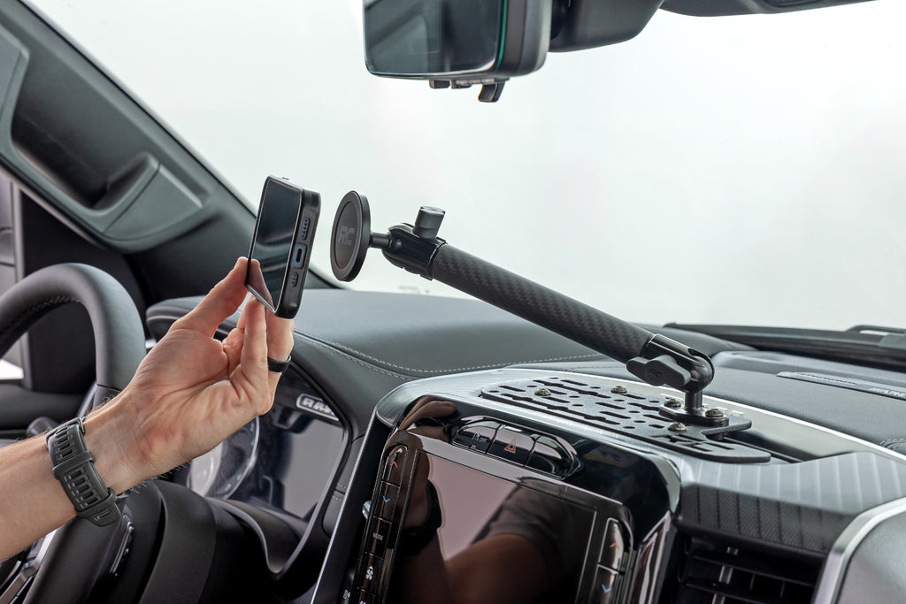 Dash Mount | 10" Mag Safe Mount Kit | 8in Screen | Ram 1500 2WD/4WD (19-26)