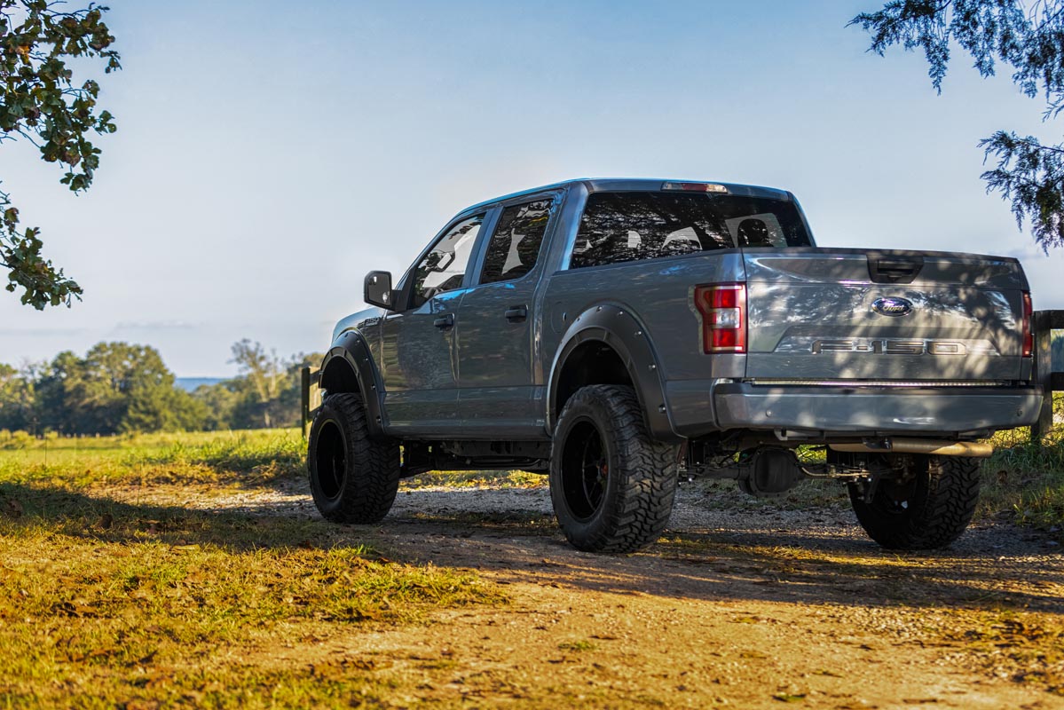 Defender Fender Flares | UH Tuxedo Black Metallic | Ford F-150 (15-20)