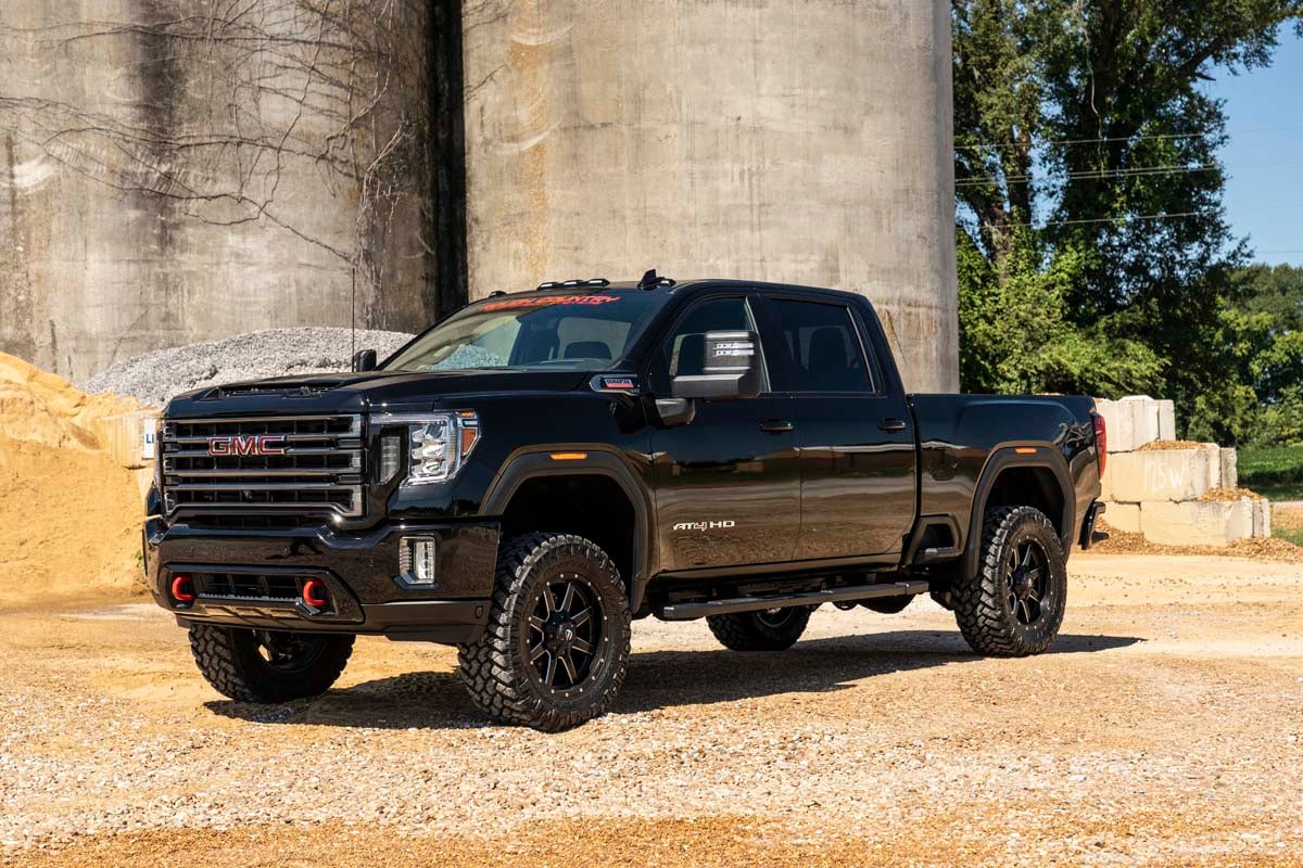 3 Inch Lift Kit | UCAs | M1 | w/ Overloads | Chevy/GMC 2500HD/3500HD (20-26)