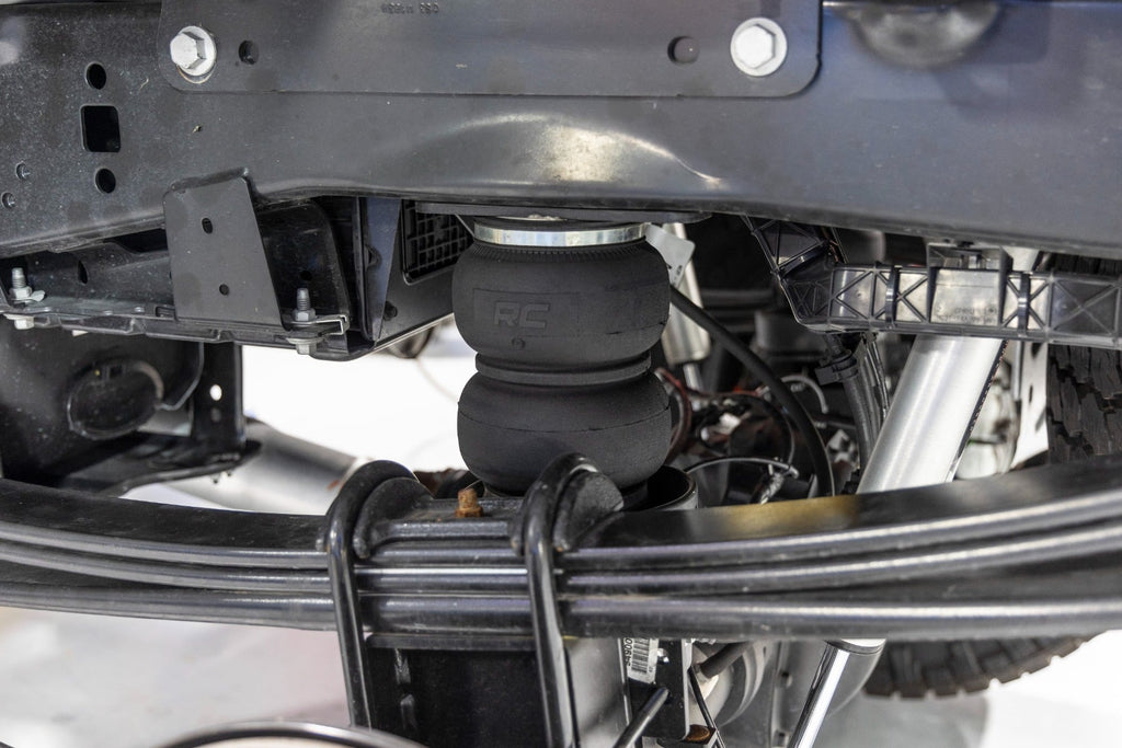 Air Spring Kit w/compressor | Wireless Controller | Ford F-250/F-350 Super Duty (17-26)