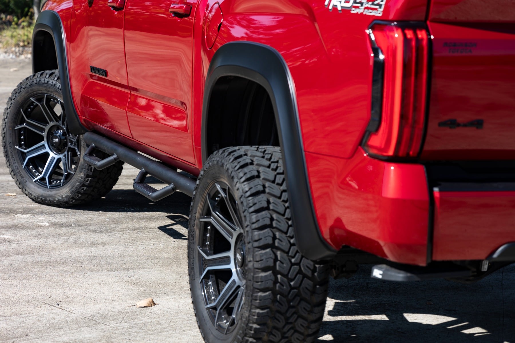 Nerf Steps | Cab Length | Crew Max | Toyota Tundra 2WD/4WD (2022-2026)