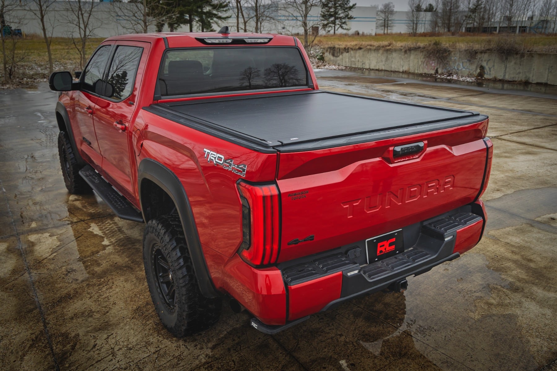 Powered Retractable Bed Cover | 5'7" Bed | Toyota Tundra 2WD/4WD (2022-2026)