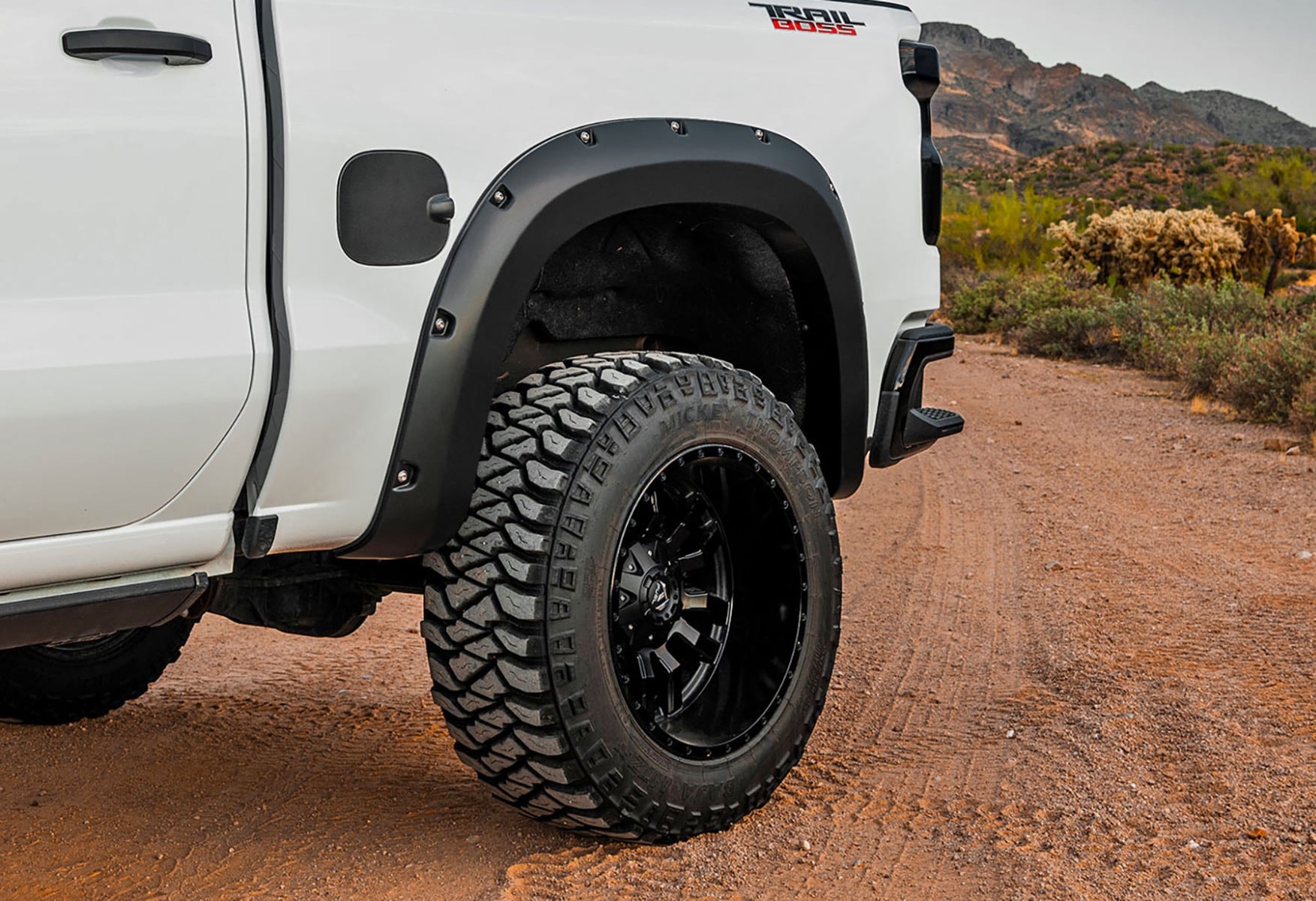 Pocket Fender Flares | GPA Graphite | Chevy Silverado 1500 2WD/4WD (19-21)